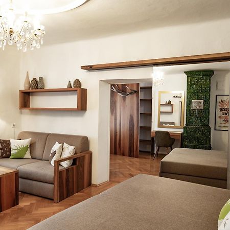 Romantik Hotel Jagdhof Caldaro Luaran gambar