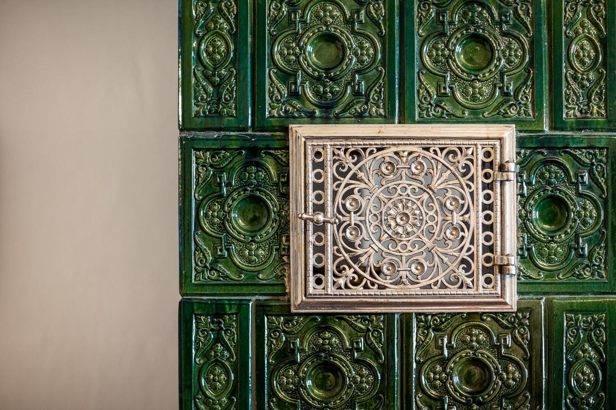 Romantik Hotel Jagdhof Caldaro Luaran gambar