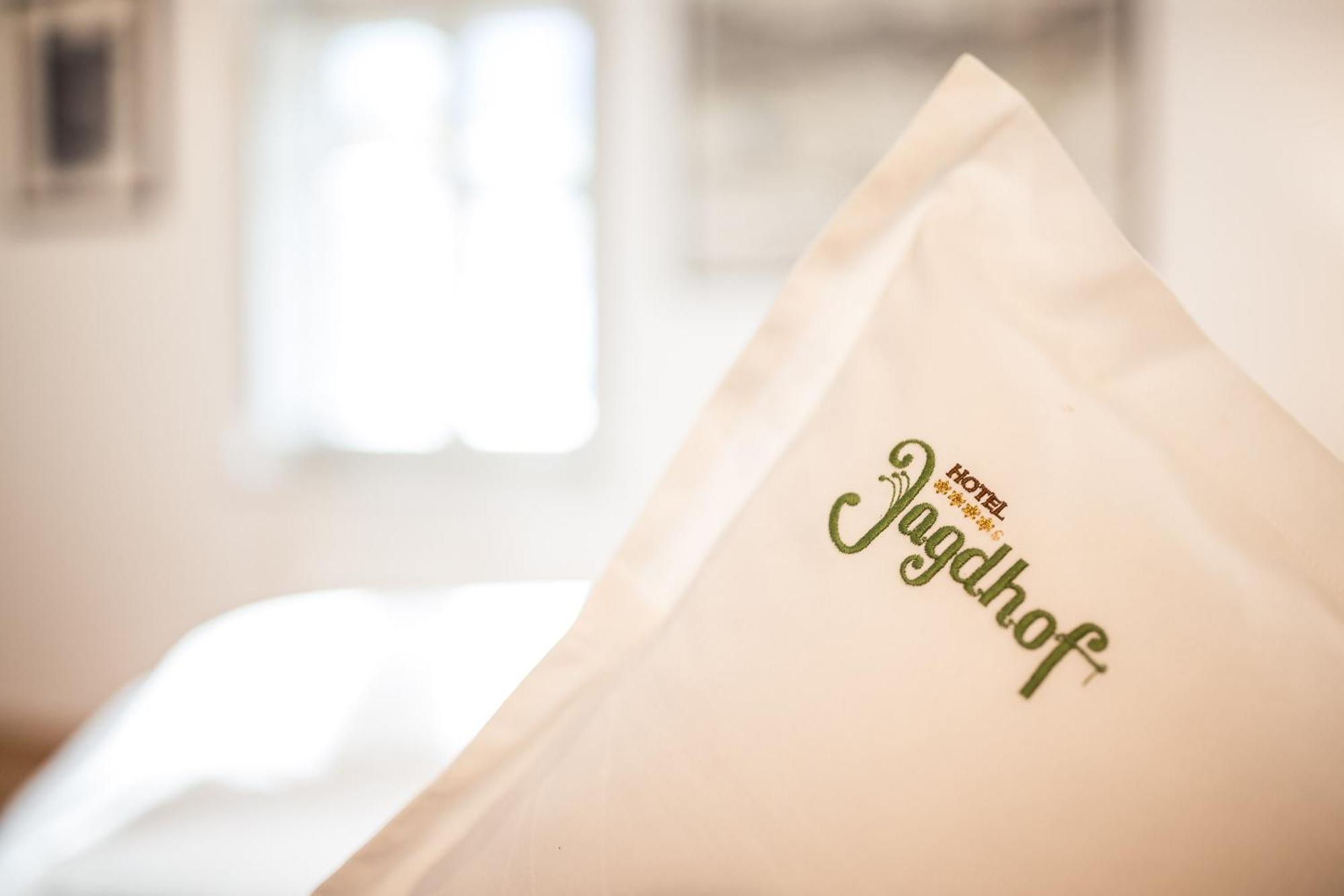 Romantik Hotel Jagdhof Caldaro Luaran gambar
